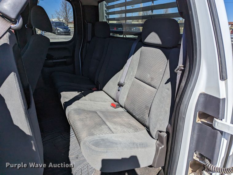 image for item DR6824 2009 Chevrolet Silverado 3500HD  Ext. Cab pickup truck