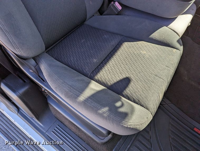 image for item DR6824 2009 Chevrolet Silverado 3500HD  Ext. Cab pickup truck