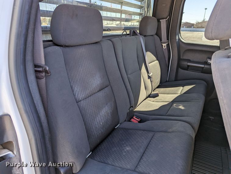 image for item DR6824 2009 Chevrolet Silverado 3500HD  Ext. Cab pickup truck