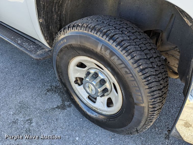 image for item DR6824 2009 Chevrolet Silverado 3500HD  Ext. Cab pickup truck