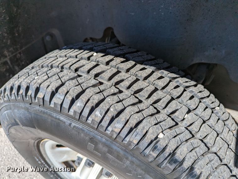 image for item DR6824 2009 Chevrolet Silverado 3500HD  Ext. Cab pickup truck