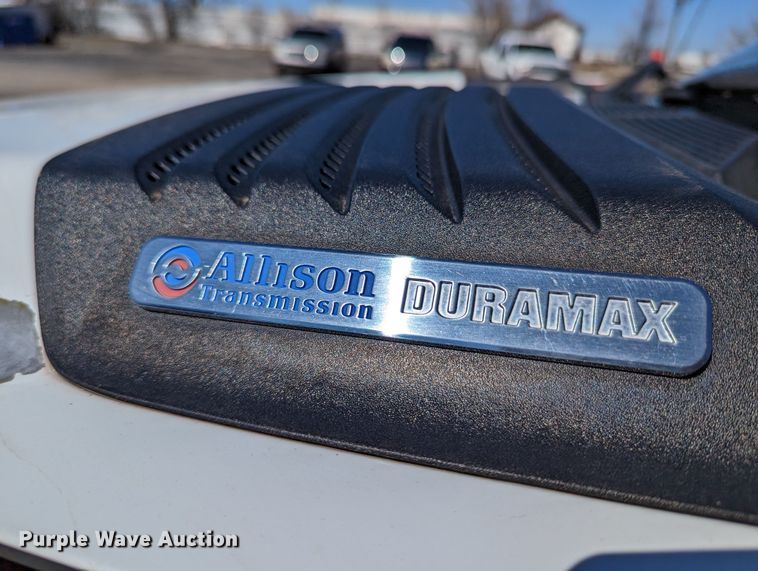 image for item DR6824 2009 Chevrolet Silverado 3500HD  Ext. Cab pickup truck