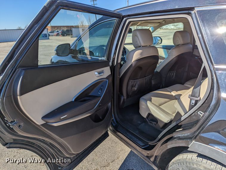 image for item DR6825 2013 Hyundai Santa Fe GLS  SUV