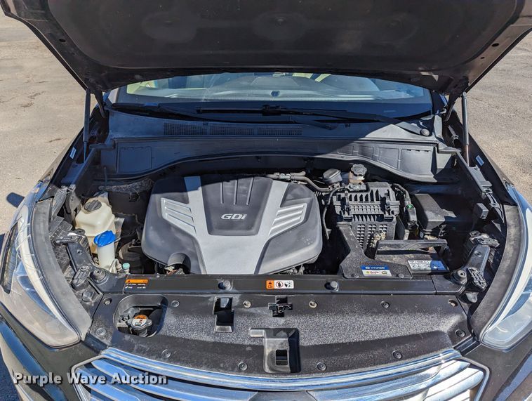 image for item DR6825 2013 Hyundai Santa Fe GLS  SUV