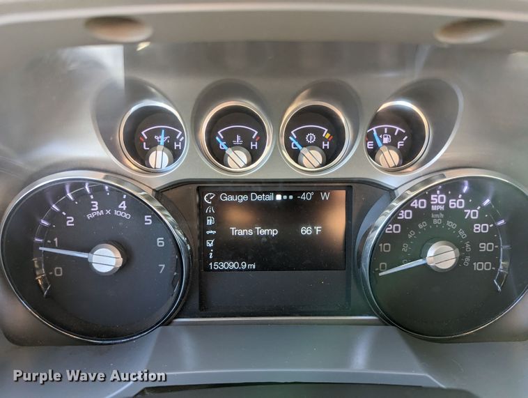 image for item DR6826 2014 Ford F250 Super Duty  Crew Cab pickup truck