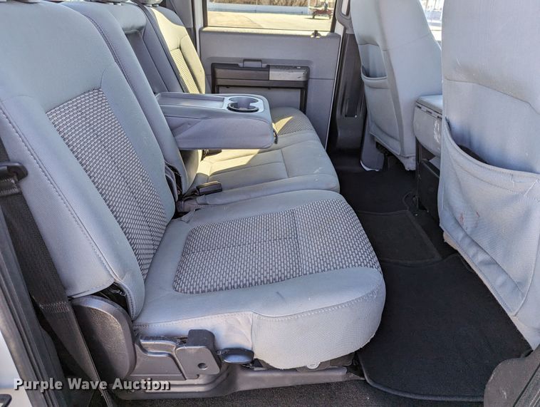 image for item DR6826 2014 Ford F250 Super Duty  Crew Cab pickup truck