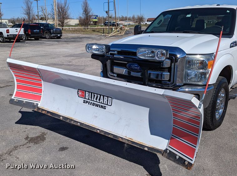 image for item DR6826 2014 Ford F250 Super Duty  Crew Cab pickup truck