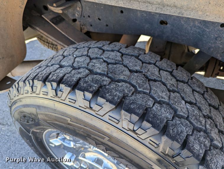 image for item DR6826 2014 Ford F250 Super Duty  Crew Cab pickup truck