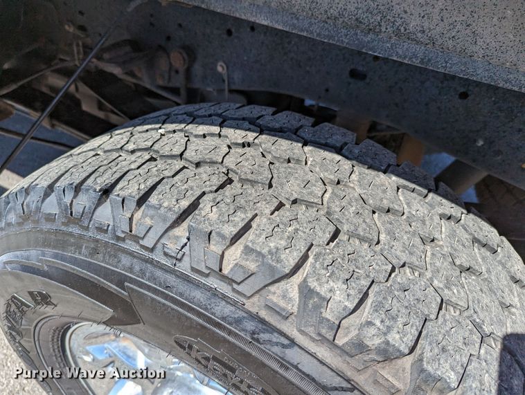 image for item DR6826 2014 Ford F250 Super Duty  Crew Cab pickup truck