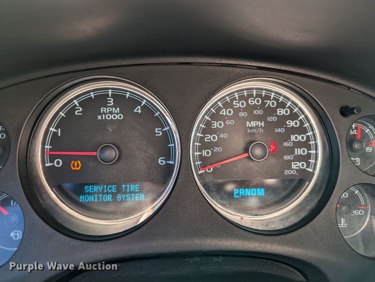 image for item DR6827 2011 GMC Yukon Denali  SUV