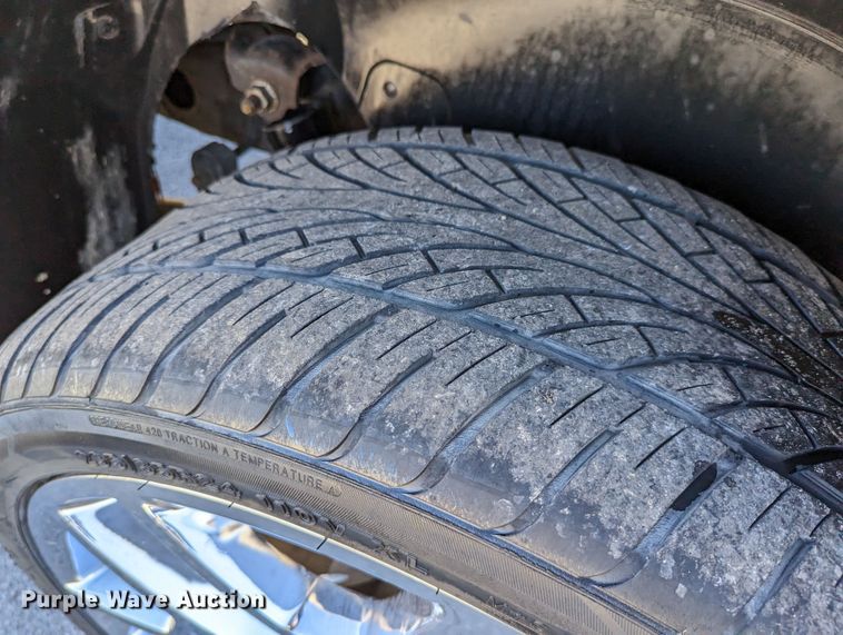 image for item DR6827 2011 GMC Yukon Denali  SUV