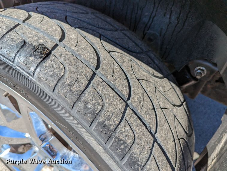 image for item DR6827 2011 GMC Yukon Denali  SUV