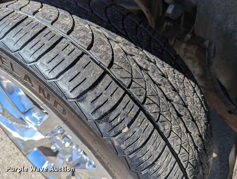 image for item DR6827 2011 GMC Yukon Denali  SUV