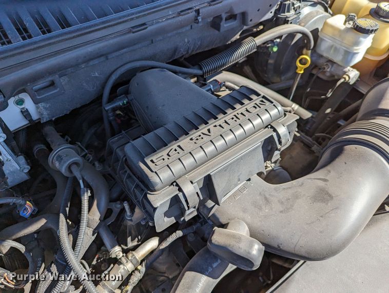 image for item DR6828 2005 Ford Expedition  SUV