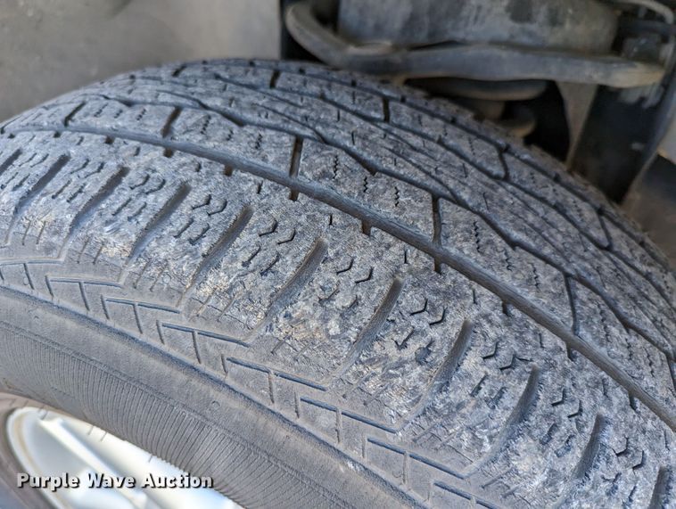 image for item DR6828 2005 Ford Expedition  SUV