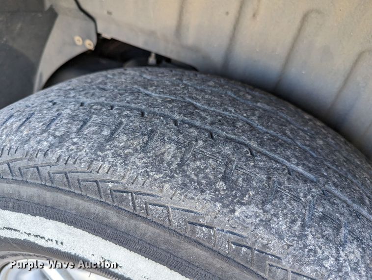 image for item DR6828 2005 Ford Expedition  SUV