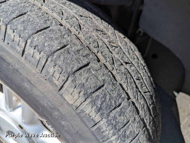 image for item DR6828 2005 Ford Expedition  SUV