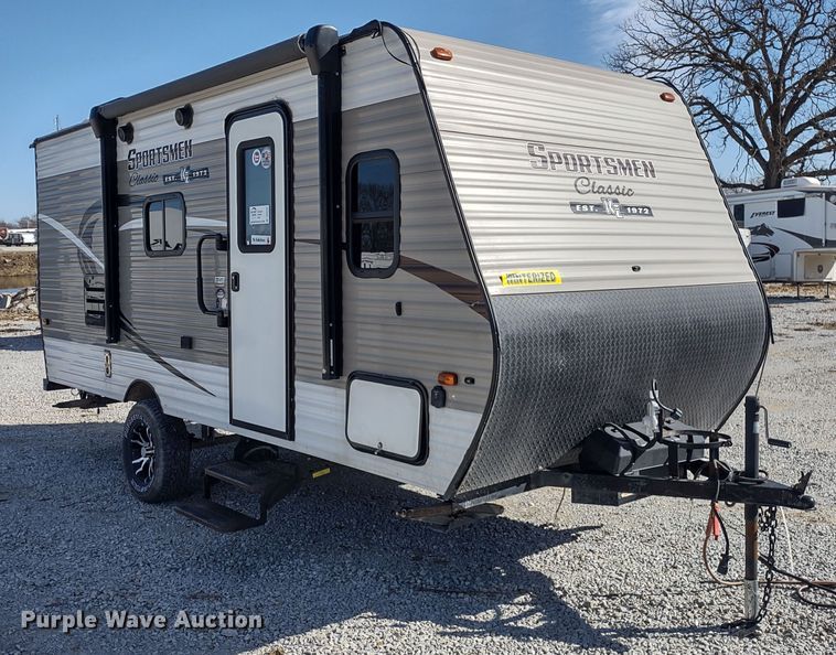 image for item DR8232 2018 KZRV Sportsman Classic  camper