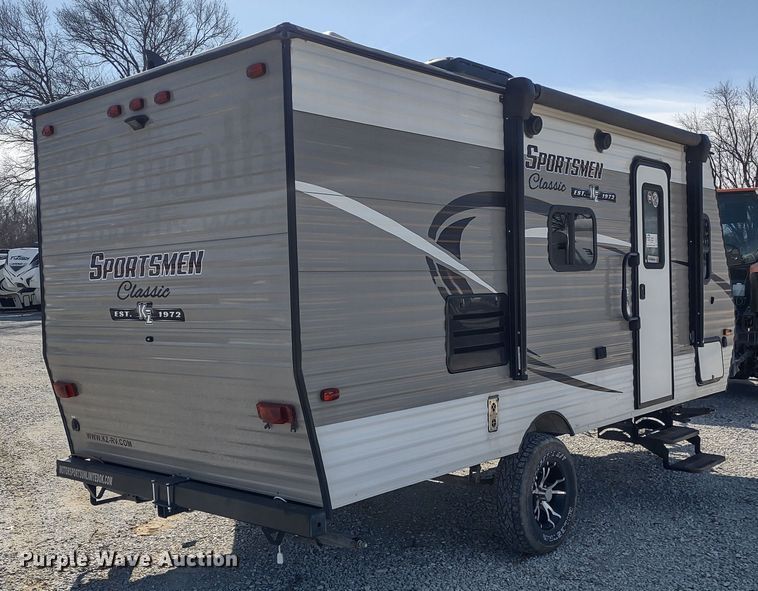 image for item DR8232 2018 KZRV Sportsman Classic  camper