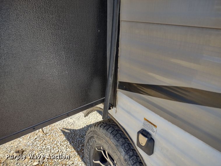 image for item DR8232 2018 KZRV Sportsman Classic  camper