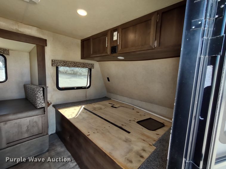 image for item DR8232 2018 KZRV Sportsman Classic  camper