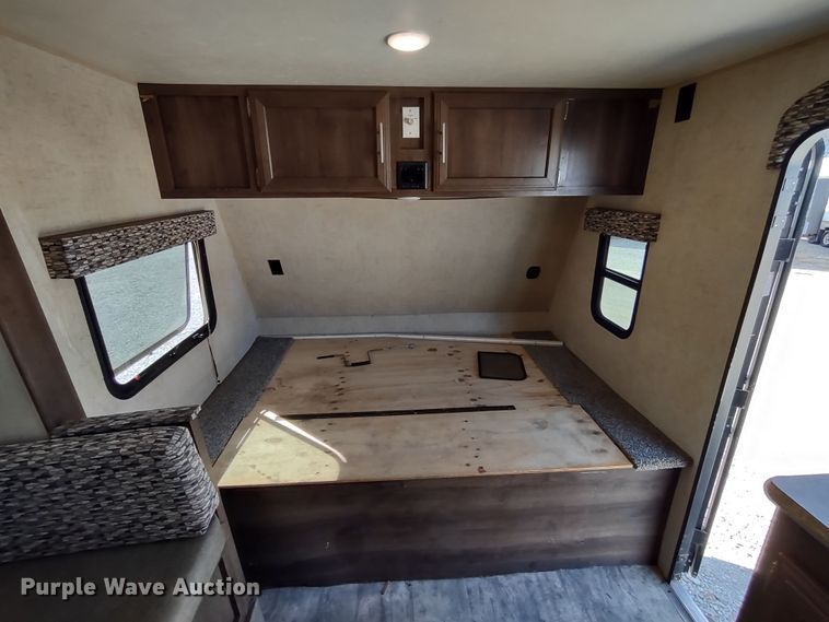 image for item DR8232 2018 KZRV Sportsman Classic  camper