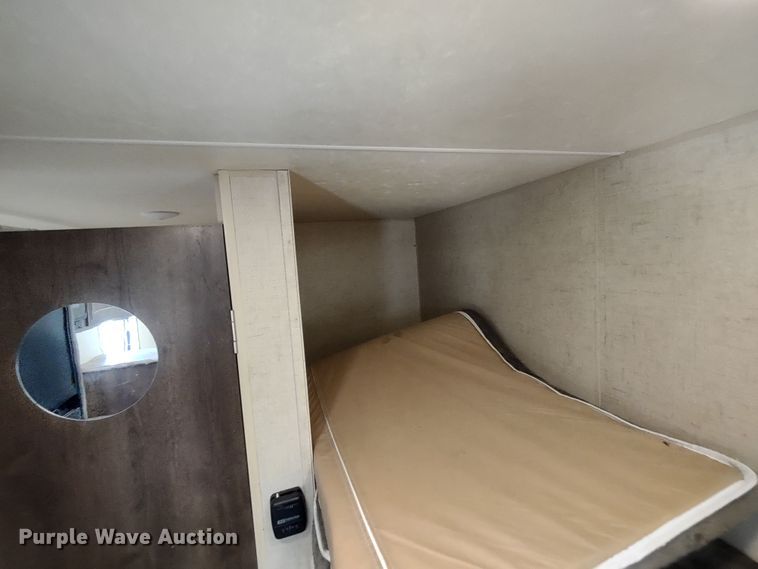 image for item DR8232 2018 KZRV Sportsman Classic  camper