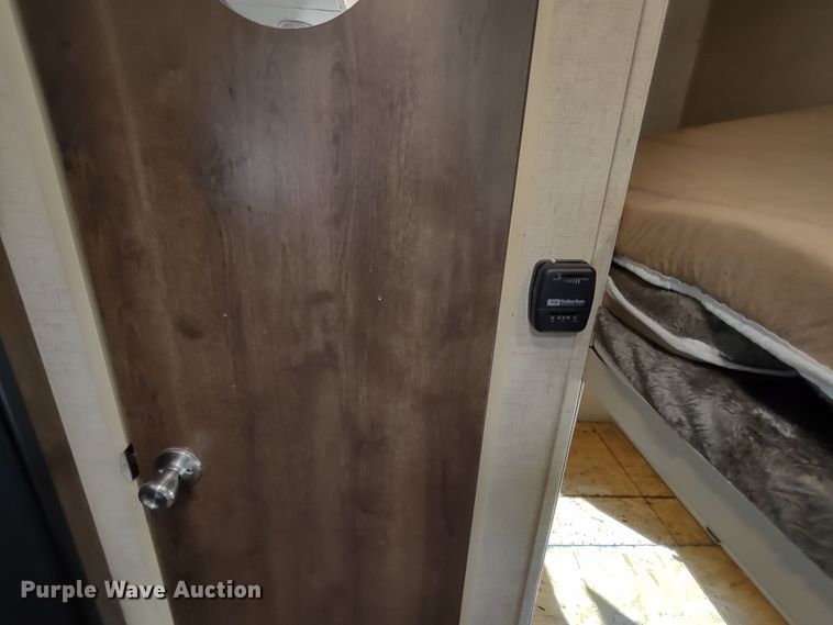 image for item DR8232 2018 KZRV Sportsman Classic  camper