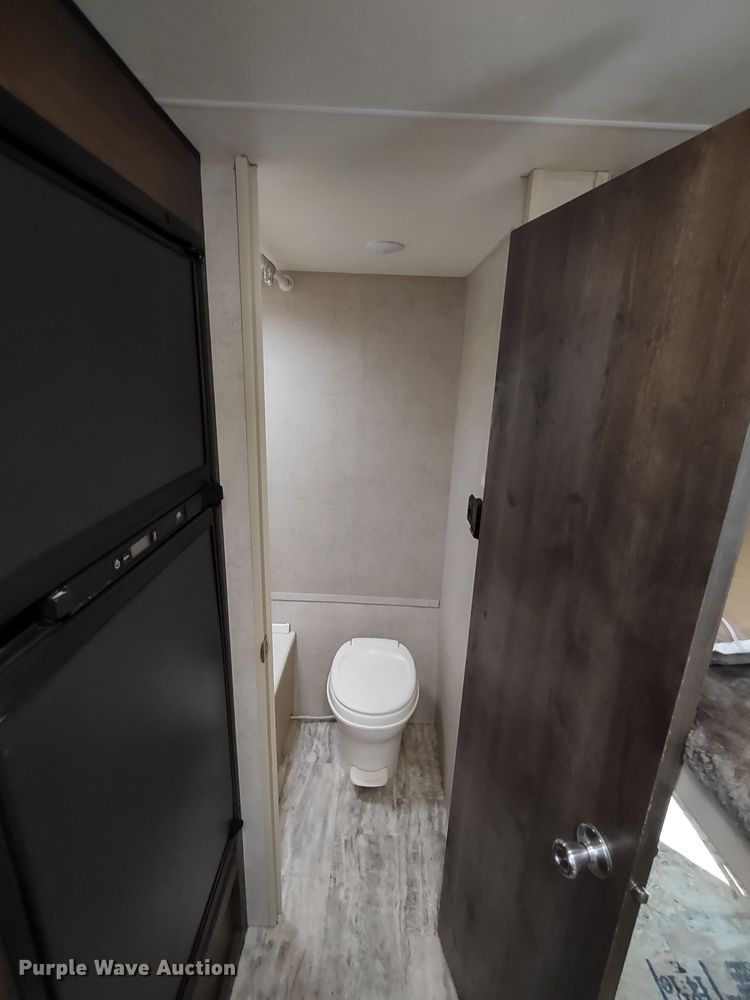 image for item DR8232 2018 KZRV Sportsman Classic  camper