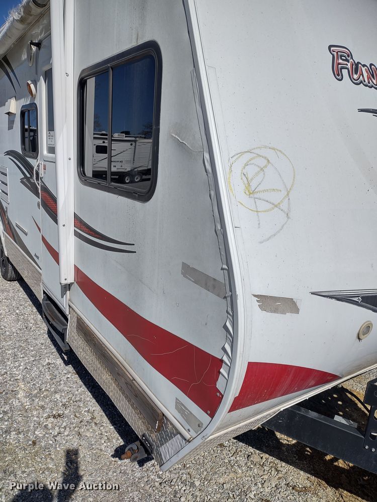 image for item DR8235 2012 Cruiser RV Fun Finder Xtra  toy hauler camper