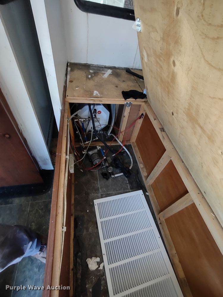 image for item DR8235 2012 Cruiser RV Fun Finder Xtra  toy hauler camper