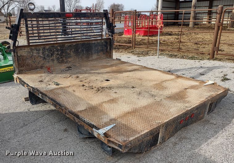 image for item DR8237 Flatbed