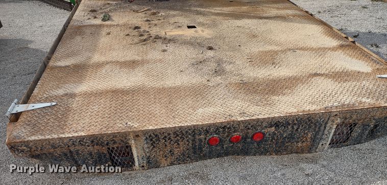 image for item DR8237 Flatbed