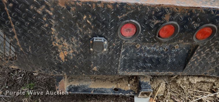 image for item DR8242 CM Truck Beds  flatbed