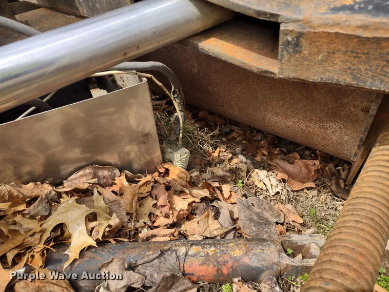 image for item DR8243 8'W snow plow