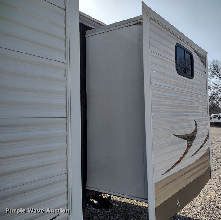 image for item DR8244 2014 Dutchman 315BHDS  camper