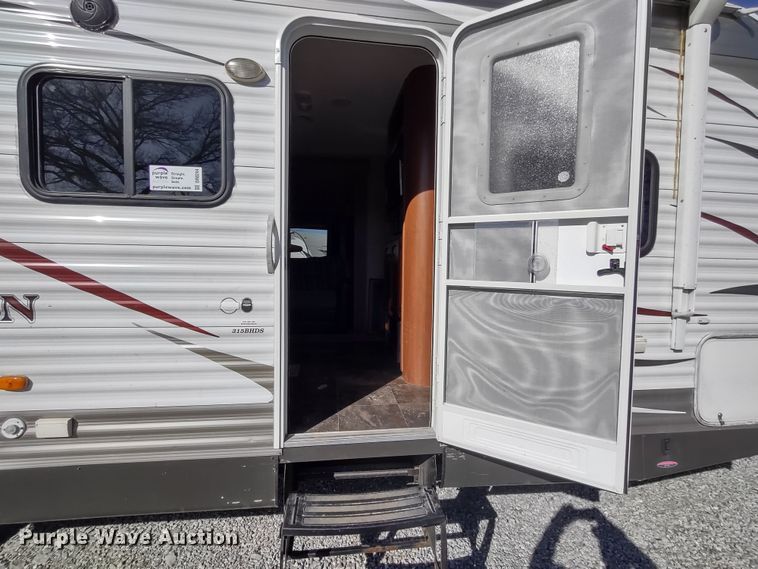 image for item DR8244 2014 Dutchman 315BHDS  camper