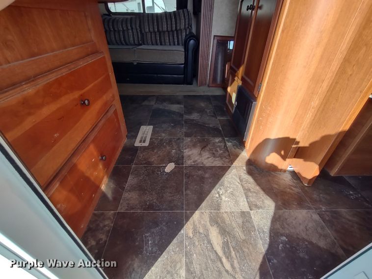 image for item DR8244 2014 Dutchman 315BHDS  camper