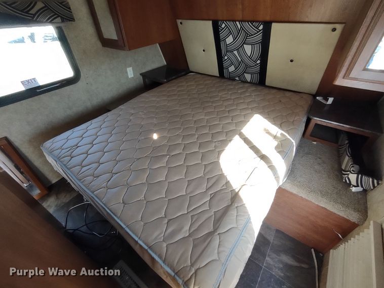 image for item DR8244 2014 Dutchman 315BHDS  camper