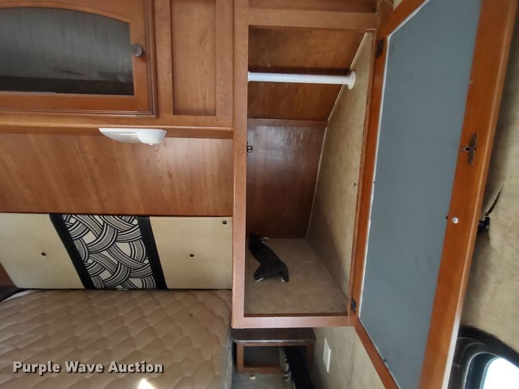 image for item DR8244 2014 Dutchman 315BHDS  camper