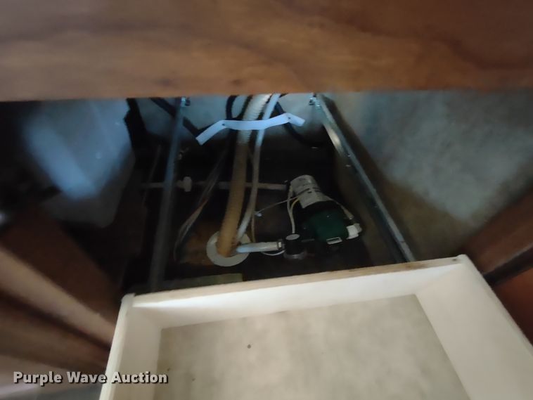 image for item DR8244 2014 Dutchman 315BHDS  camper