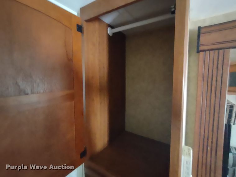 image for item DR8244 2014 Dutchman 315BHDS  camper