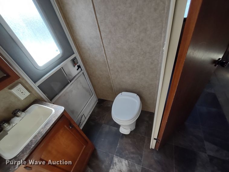 image for item DR8244 2014 Dutchman 315BHDS  camper