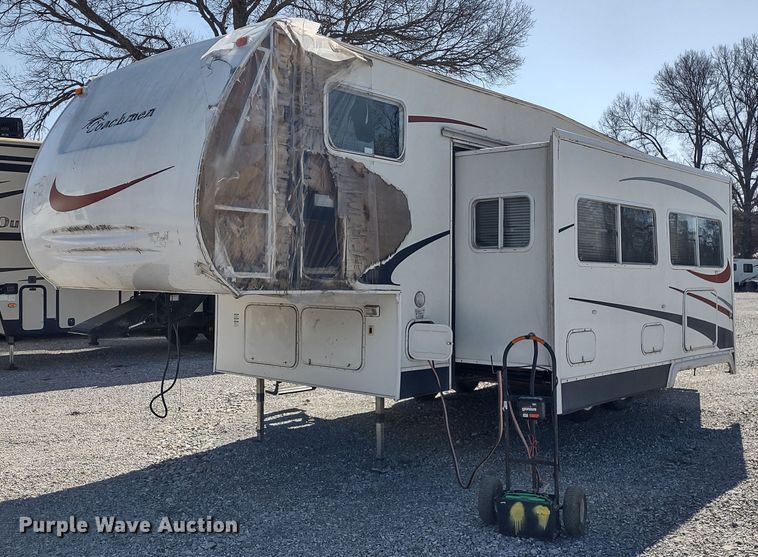 image for item DR8247 2006 Coachmen 525TBS  RV