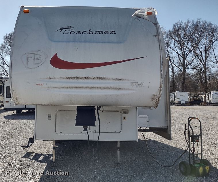 image for item DR8247 2006 Coachmen 525TBS  RV