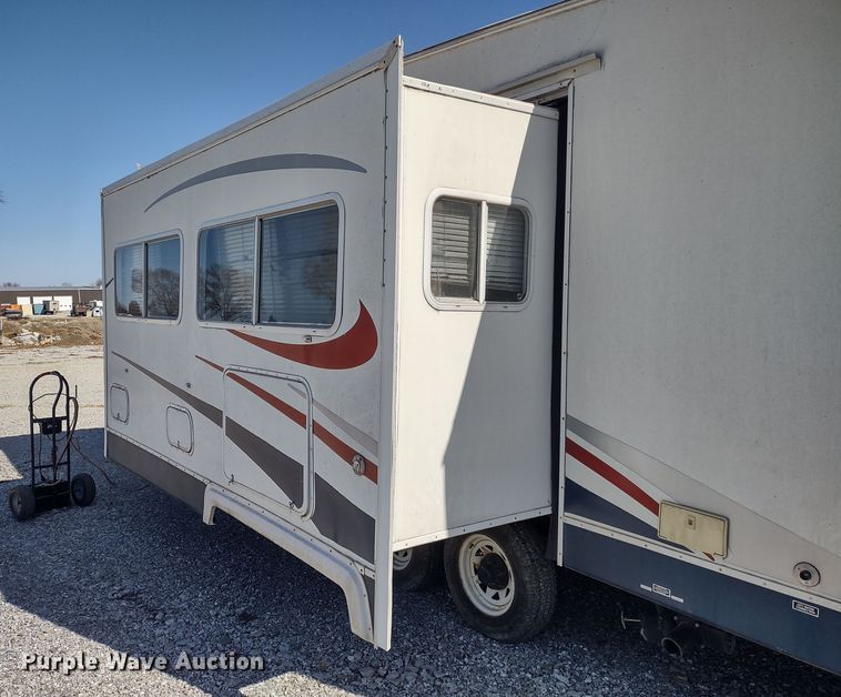image for item DR8247 2006 Coachmen 525TBS  RV