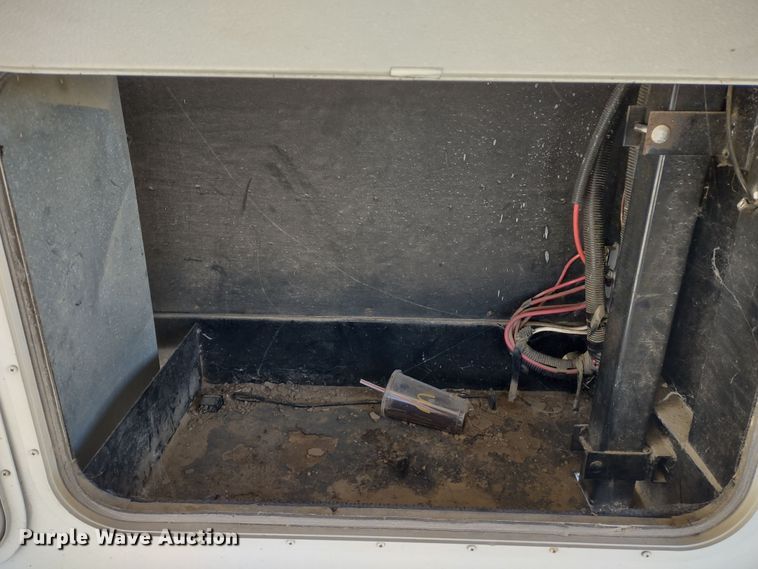 image for item DR8247 2006 Coachmen 525TBS  RV