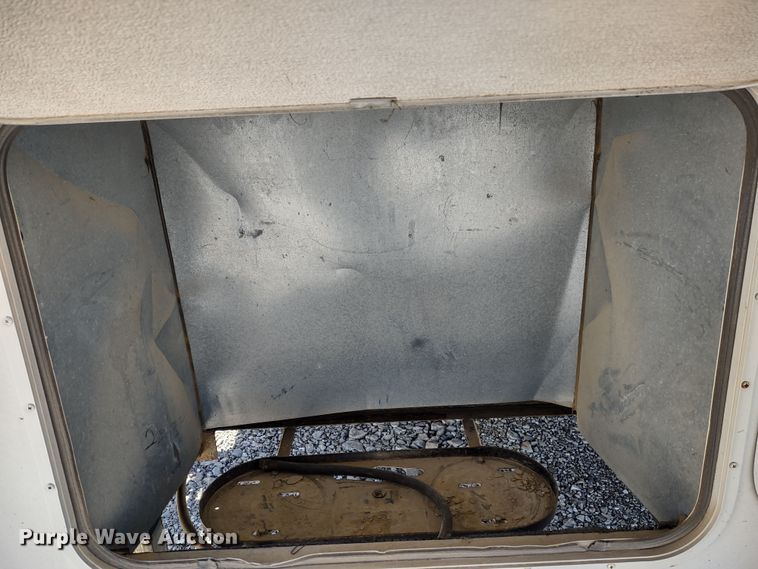 image for item DR8247 2006 Coachmen 525TBS  RV