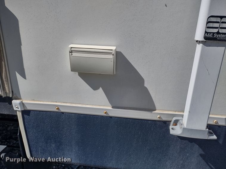 image for item DR8247 2006 Coachmen 525TBS  RV