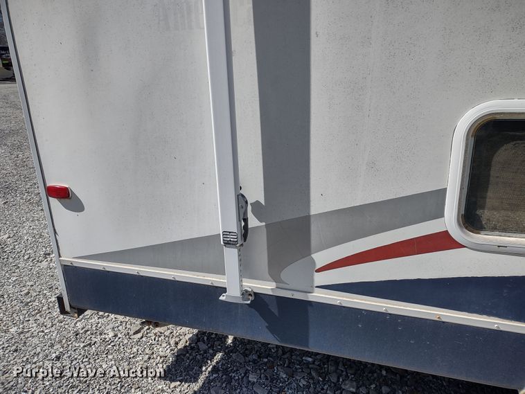 image for item DR8247 2006 Coachmen 525TBS  RV